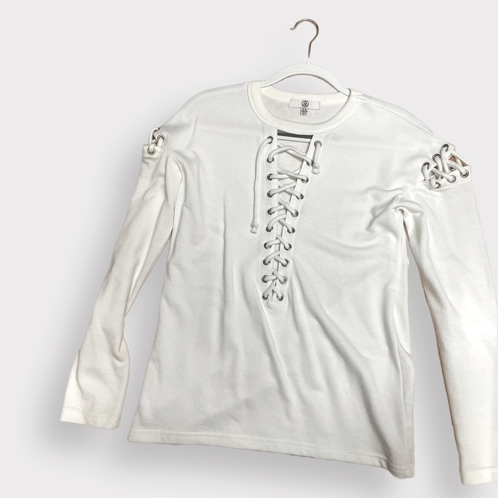 Missguided Lace-up Sweater | US 6